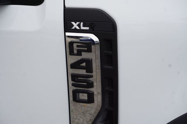 2025 Ford F-450SD XL