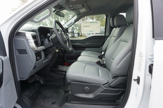 2026 Ford F-550SD F-550® XL