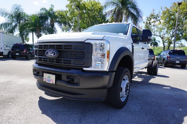 2027 Ford F-550SD Base