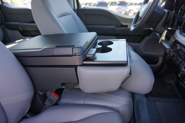 2027 Ford F-550SD Base
