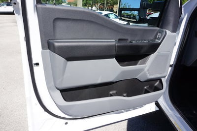 2027 Ford F-550SD Base