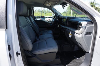 2027 Ford F-550SD Base