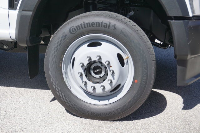 2027 Ford F-550SD Base