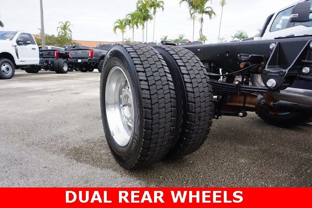 2026 Ford F-550SD F-550® LARIAT®