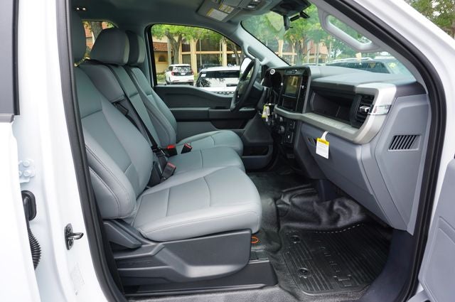 2026 Ford F-550SD F-550® XL