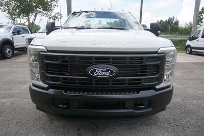 2027 Ford F-350SD Base