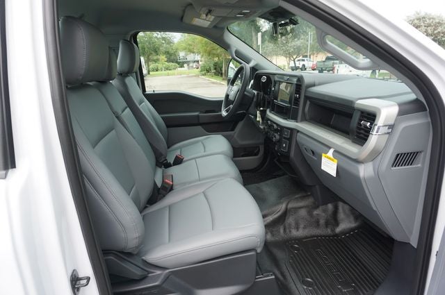 2027 Ford F-350SD Base