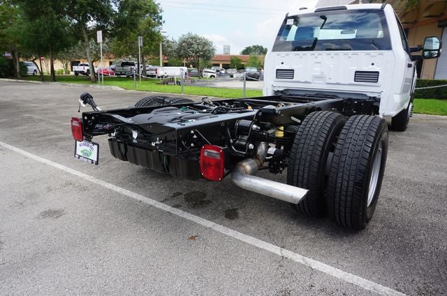 2027 Ford F-350SD Base