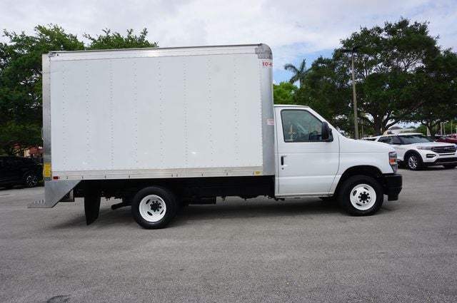 2024 Ford E-350SD Base
