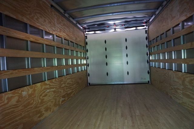 2027 Ford E-450SD E-450 DRW