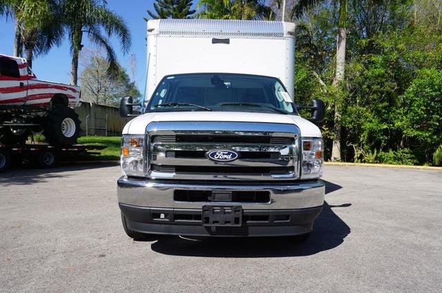 2027 Ford E-450SD E-450 DRW