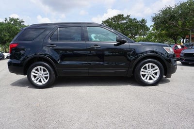 2017 Ford Explorer Base