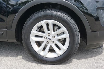 2017 Ford Explorer Base