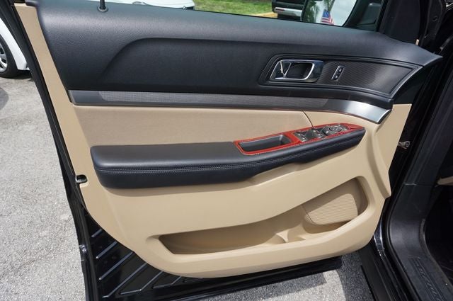 2017 Ford Explorer Base