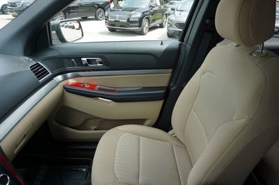 2017 Ford Explorer Base