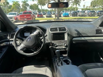 2018 Ford Explorer Base
