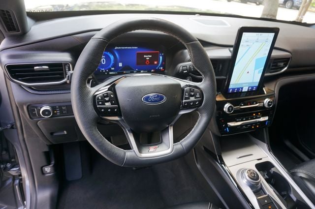 2022 Ford Explorer Base
