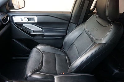 2022 Ford Explorer Base