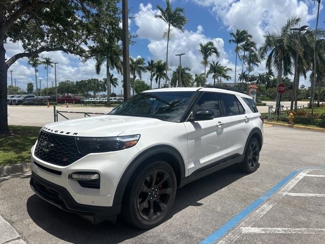 2024 Ford Explorer ST 4WD's photo