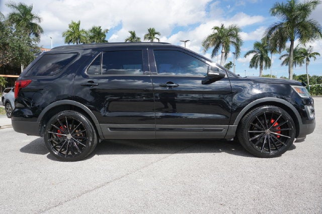 2016 Ford Explorer Base