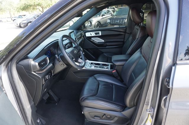 2023 Ford Explorer Platinum