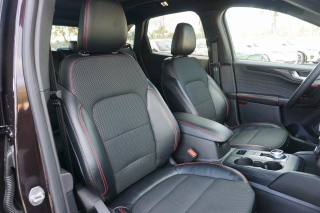 2023 Ford Escape Hybrid ST-Line