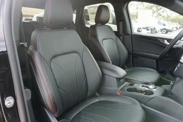 2026 Ford Escape Hybrid ST-Line Elite