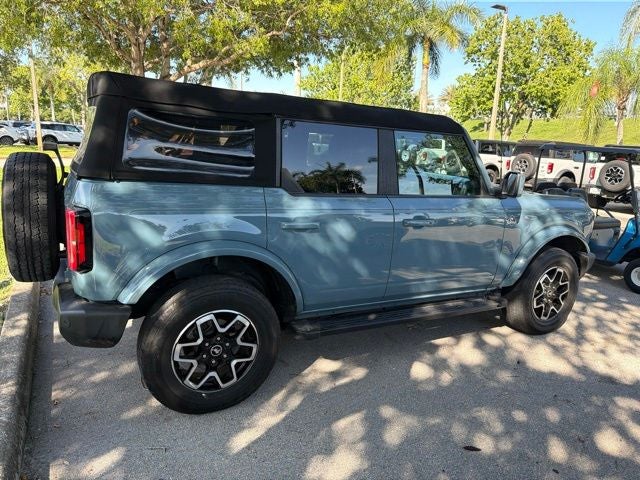 2023 Ford Bronco Base