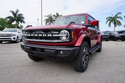 2026 Ford Bronco Outer Banks®