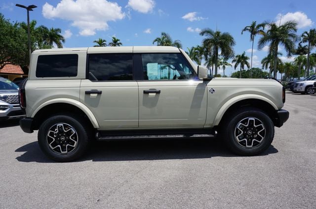 2026 Ford Bronco Outer Banks®