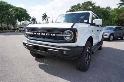 2026 Ford Bronco Outer Banks®