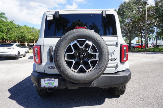 2026 Ford Bronco Outer Banks®
