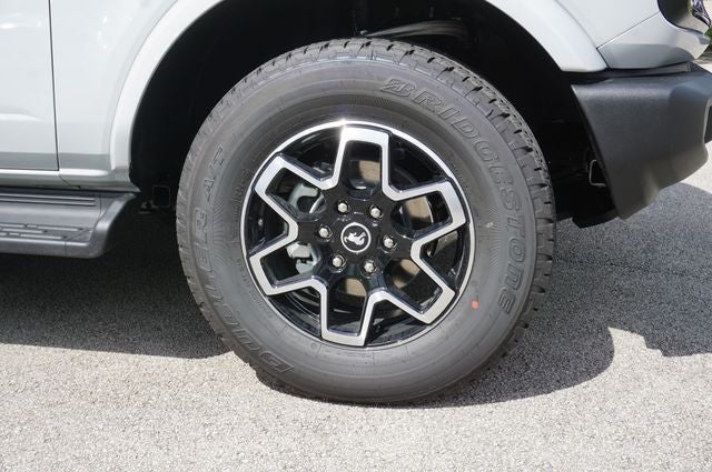 2026 Ford Bronco Outer Banks®