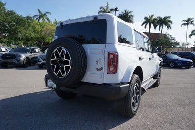 2026 Ford Bronco Outer Banks®