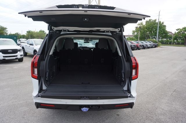2026 Ford Expedition Max MAX Active