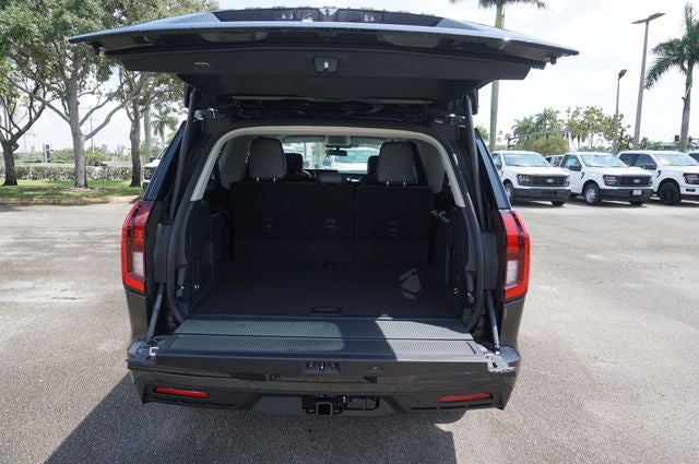 2027 Ford Expedition Max MAX Active