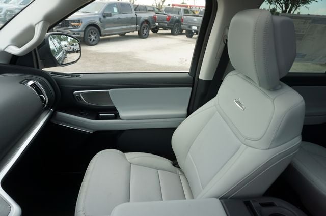 2026 Ford Expedition Max MAX Platinum®