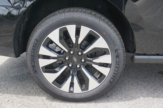 2027 Ford Expedition Max MAX Platinum