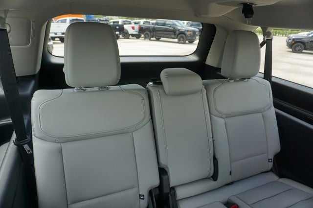 2027 Ford Expedition Max MAX Platinum