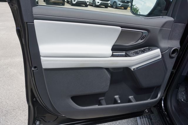 2027 Ford Expedition Max MAX Platinum