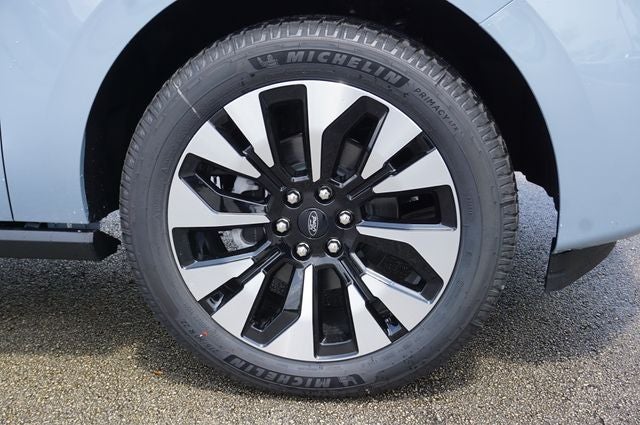 2027 Ford Expedition Max MAX Platinum