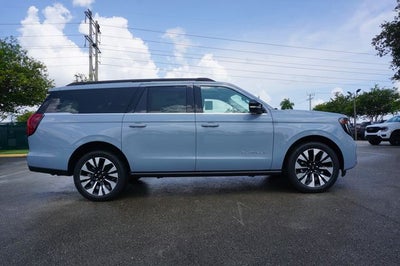 2027 Ford Expedition Max MAX Platinum