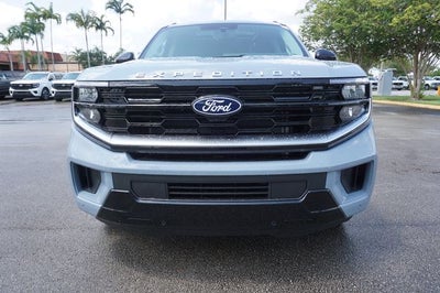 2027 Ford Expedition Max MAX Platinum