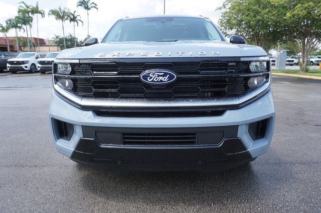2027 Ford Expedition Max MAX Platinum