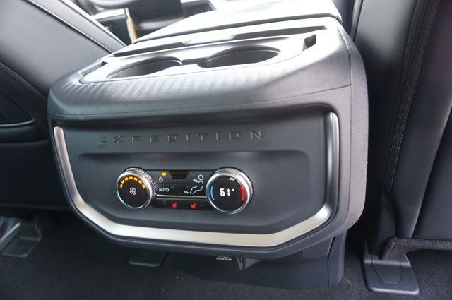 2027 Ford Expedition Max MAX Platinum