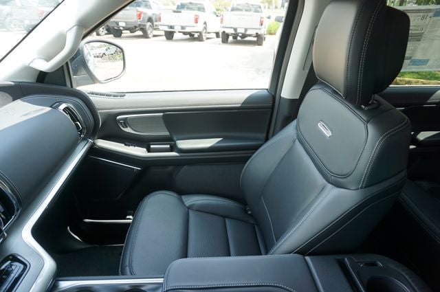 2027 Ford Expedition Max MAX Platinum