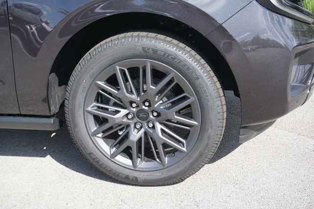 2027 Ford Expedition Max MAX Platinum