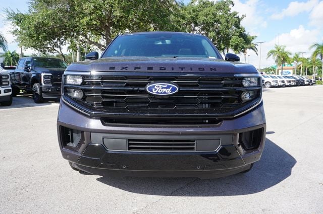 2027 Ford Expedition Max MAX Platinum