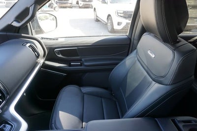 2027 Ford Expedition Max MAX Platinum