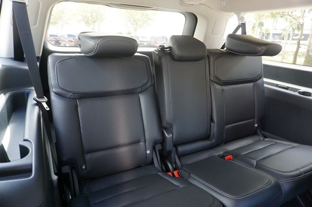 2027 Ford Expedition Max MAX Platinum